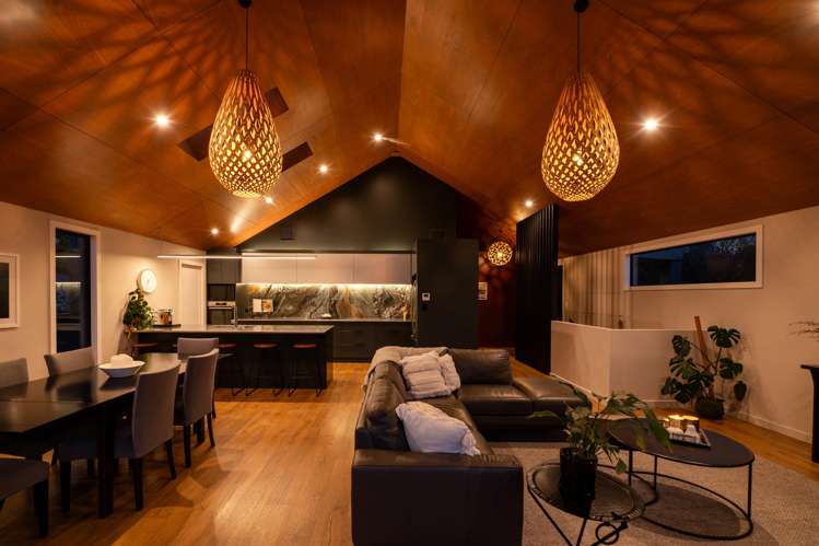 16 Sloane Avenue Tihiotonga_44