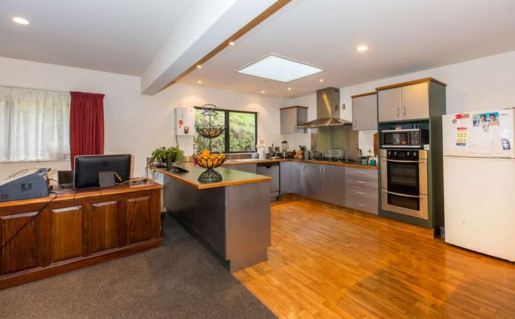 6 Forsyth Grove Brooklyn_11