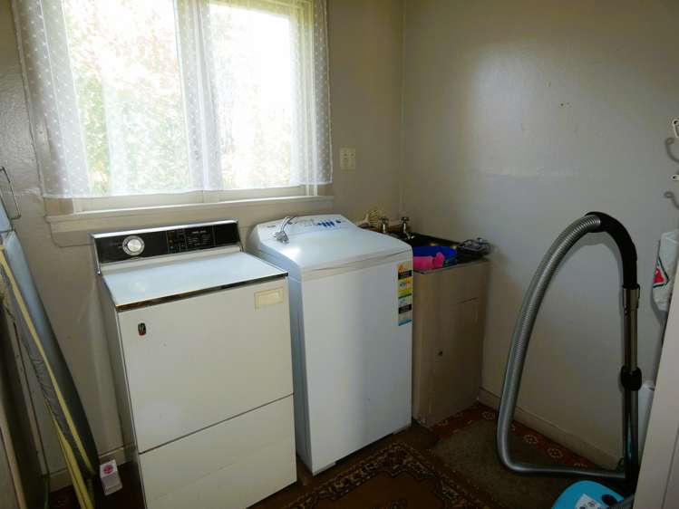 16 Mcgill Street Waimangaroa_13