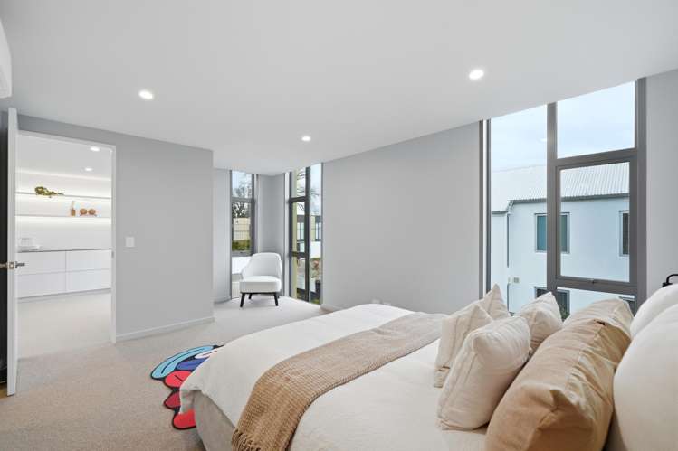 1/42 Browns Road St Albans_13
