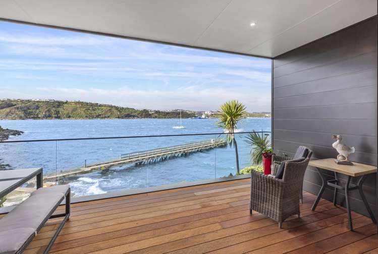 13/305 Evans Bay Parade Hataitai_7