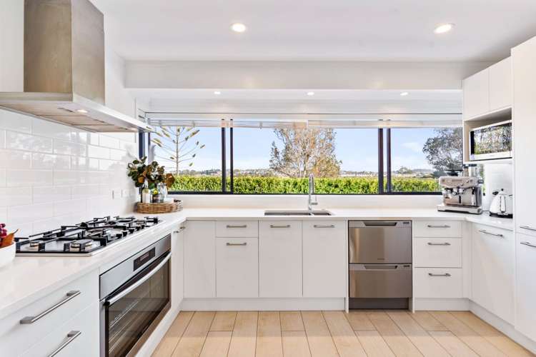 174 Lakeside Drive Orewa_7