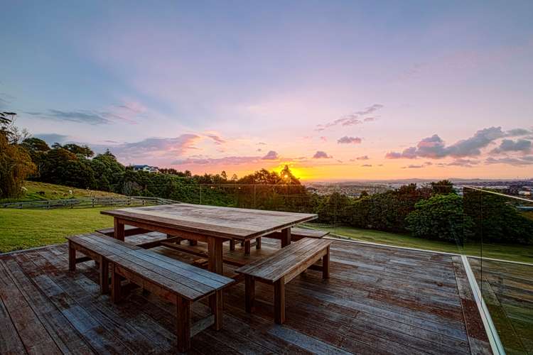 142 Point View Drive East Tamaki Heights_11