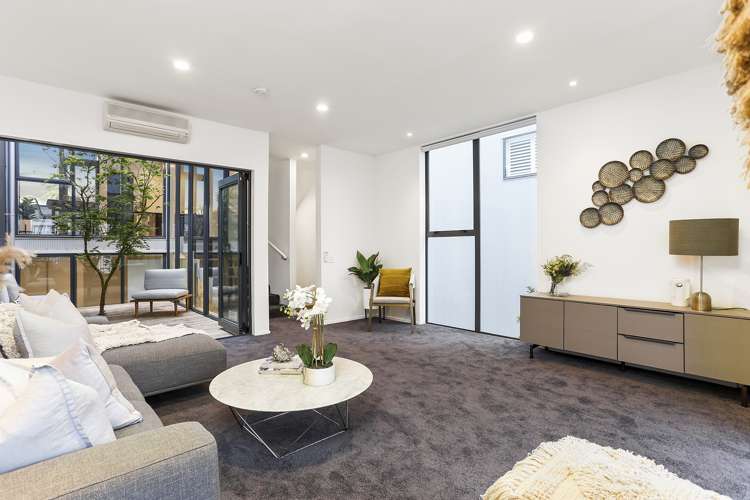 86 Fisher-Point Drive Auckland Central_0