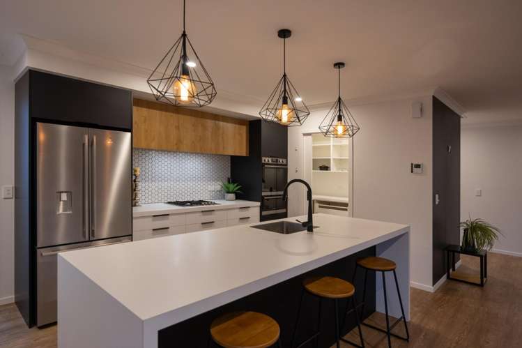 12 Huffington Place Feilding_4