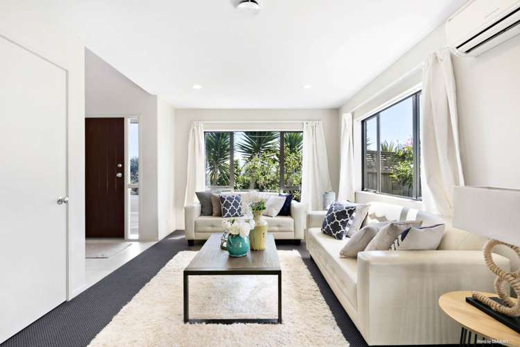 10 Valderama Drive Flat Bush_4