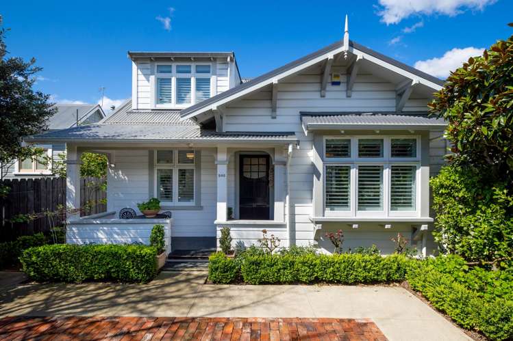 205 Collingwood Street Nelson Central_1