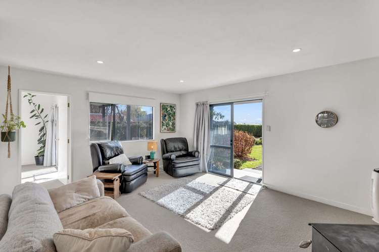 57 Princes Street Waikari_20