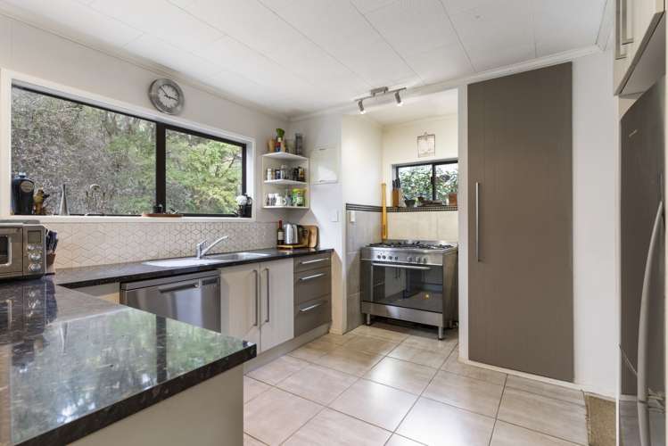 896a Hikuai Settlement Road Pauanui_13