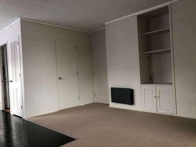 1/27 Aeroview Drive Beach Haven_3