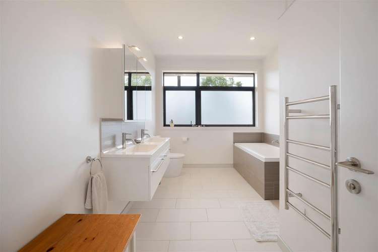 98 Mytton Heights Motueka_10