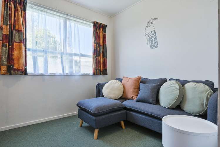 1 Bay Grove Pukehangi_11