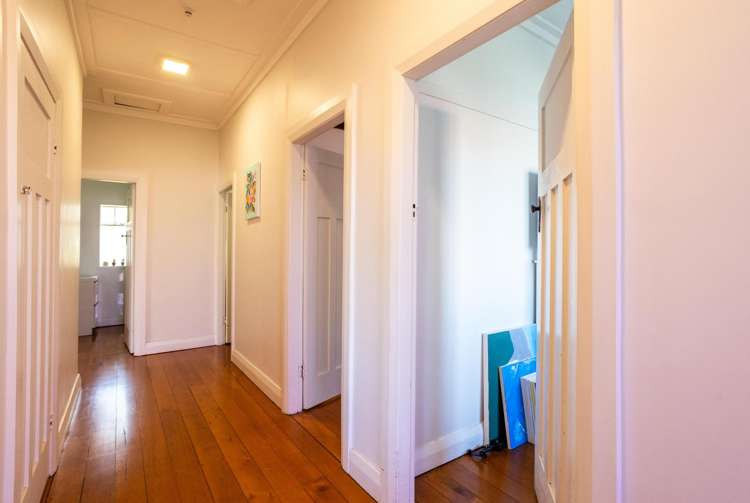 17 West View Road_4