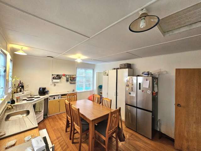 22 Clinton Street 10844_3