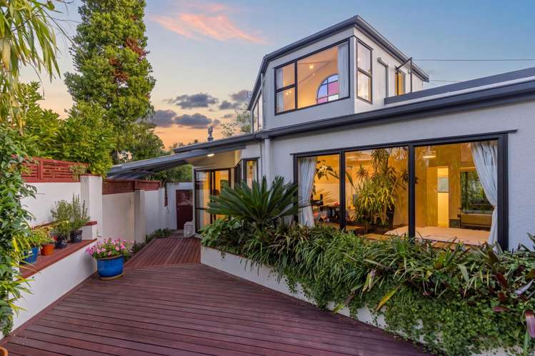 2/953 Beach Road Torbay_18