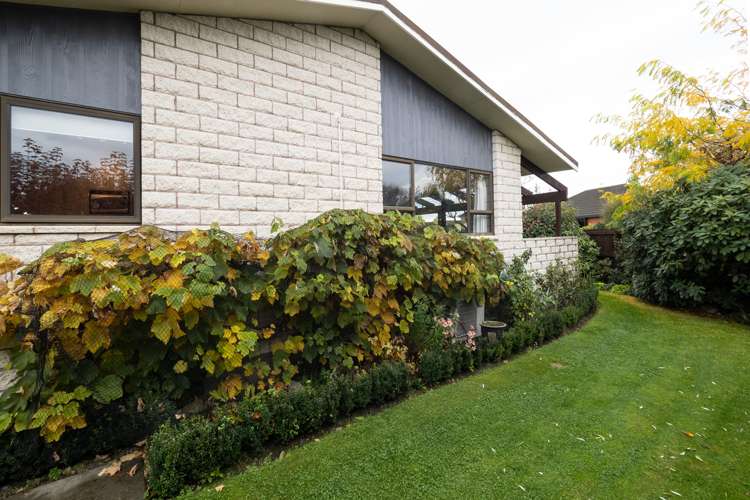 28 Glassey Drive Allenton_19