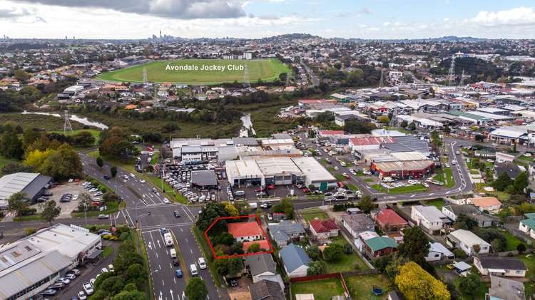 28 Binsted Road New Lynn_13