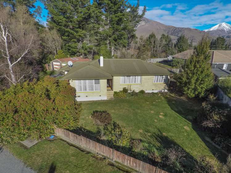 6 Harper Place Lake Coleridge_23