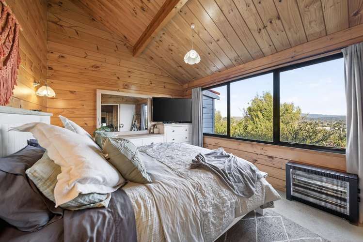 23 Russell Crescent Western Heights_13