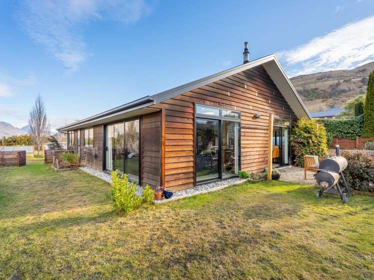 1 Witley Lane Lower Shotover_24