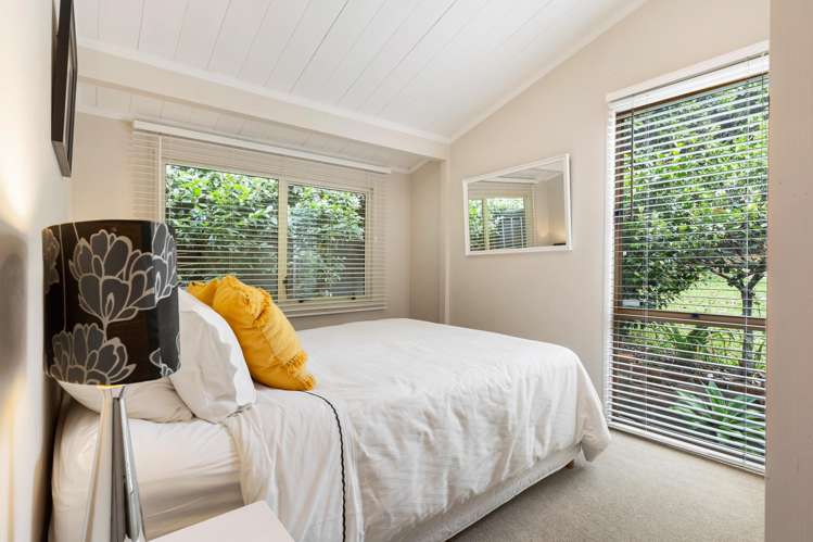 5 Amante Crescent Mairangi Bay_15