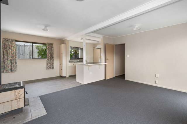 2/5 Waitahanui Avenue Taupo_4