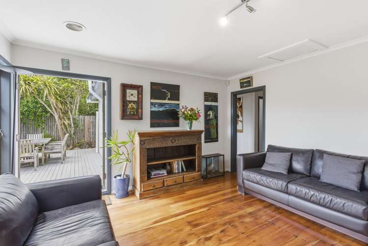 5A Paneta Street Paekakariki_15