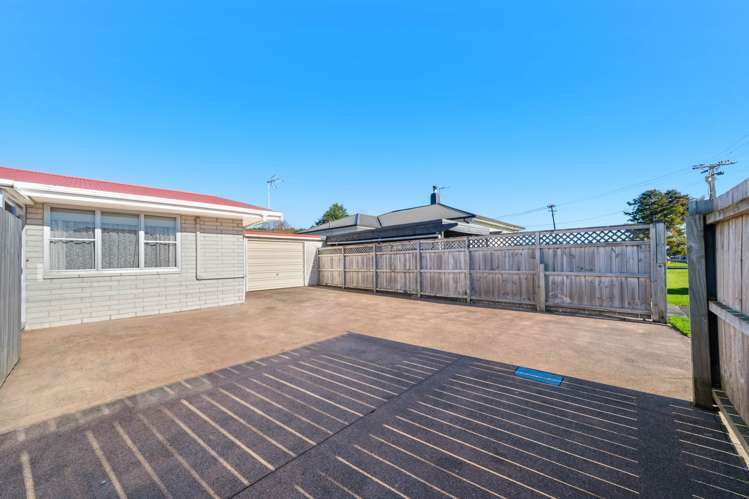 2/9 Argyle Avenue Pahurehure_12