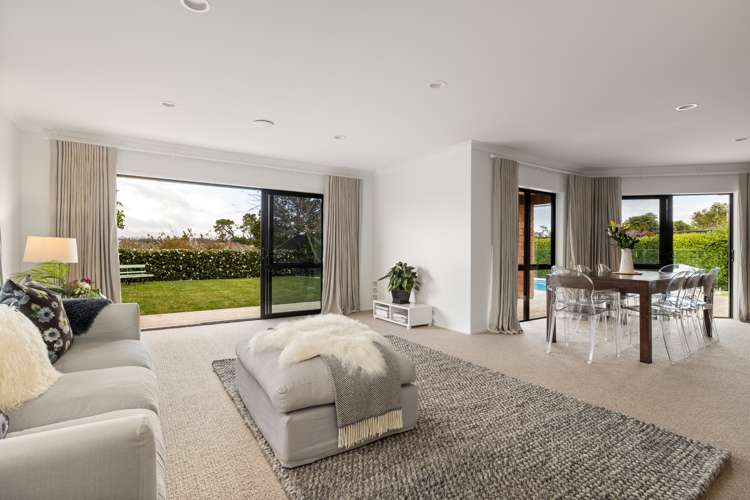 32 Bellbird Rise Pyes Pa_8