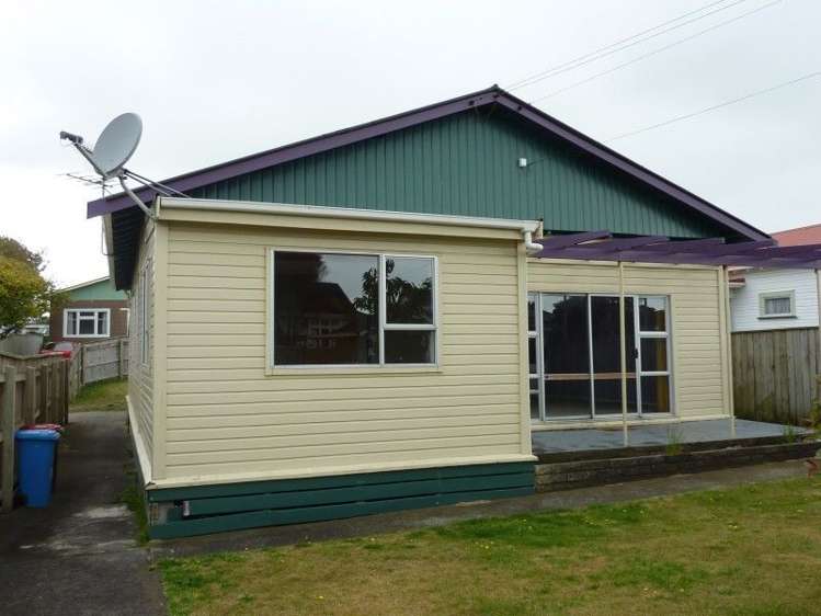 14 Collins Street Hawera_5