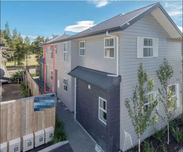 6/79 Carrington Drive_0