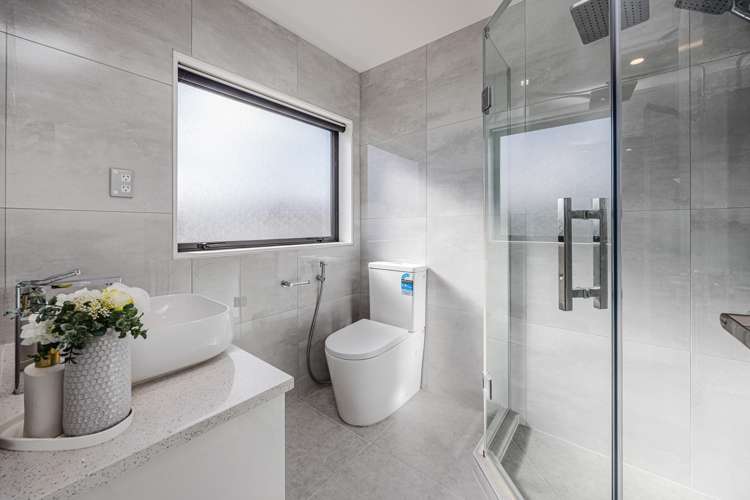 4 Matiki Road Flat Bush_11