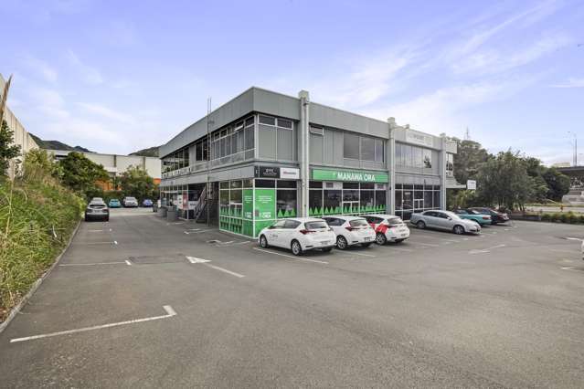CBD fringe office with parking