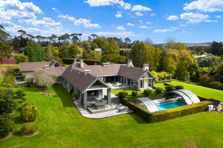 878 Ridge Road Riverhead_2