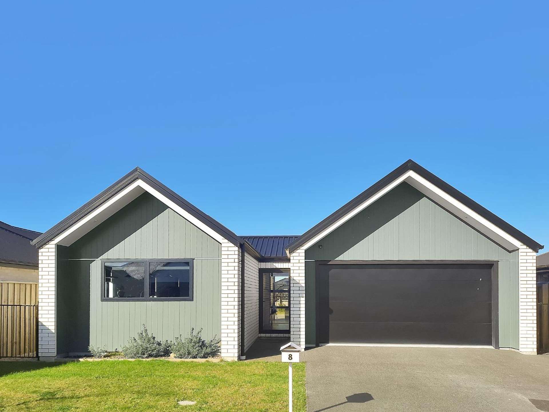 8 Cousins Street 500171_0