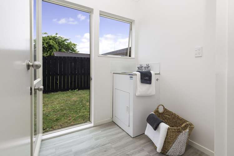 2/96 Frank Nobilo Drive Golflands_15