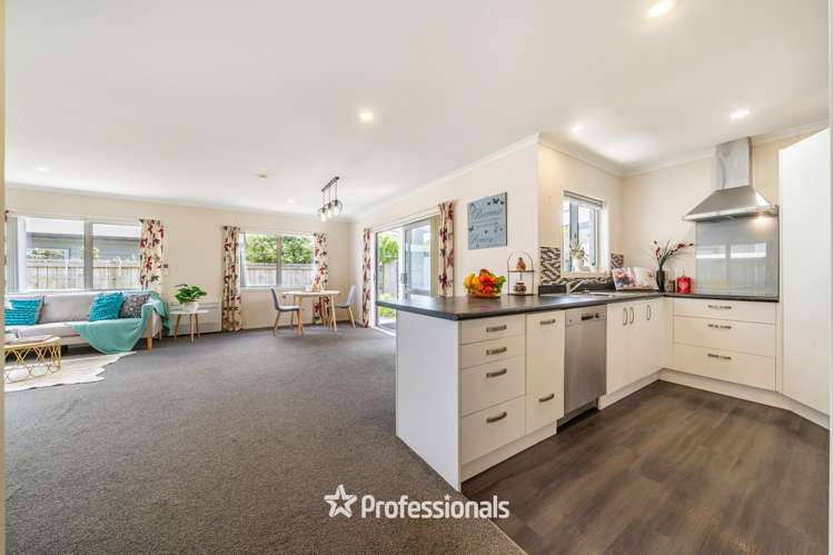 15 Te Toru Street Taita_17