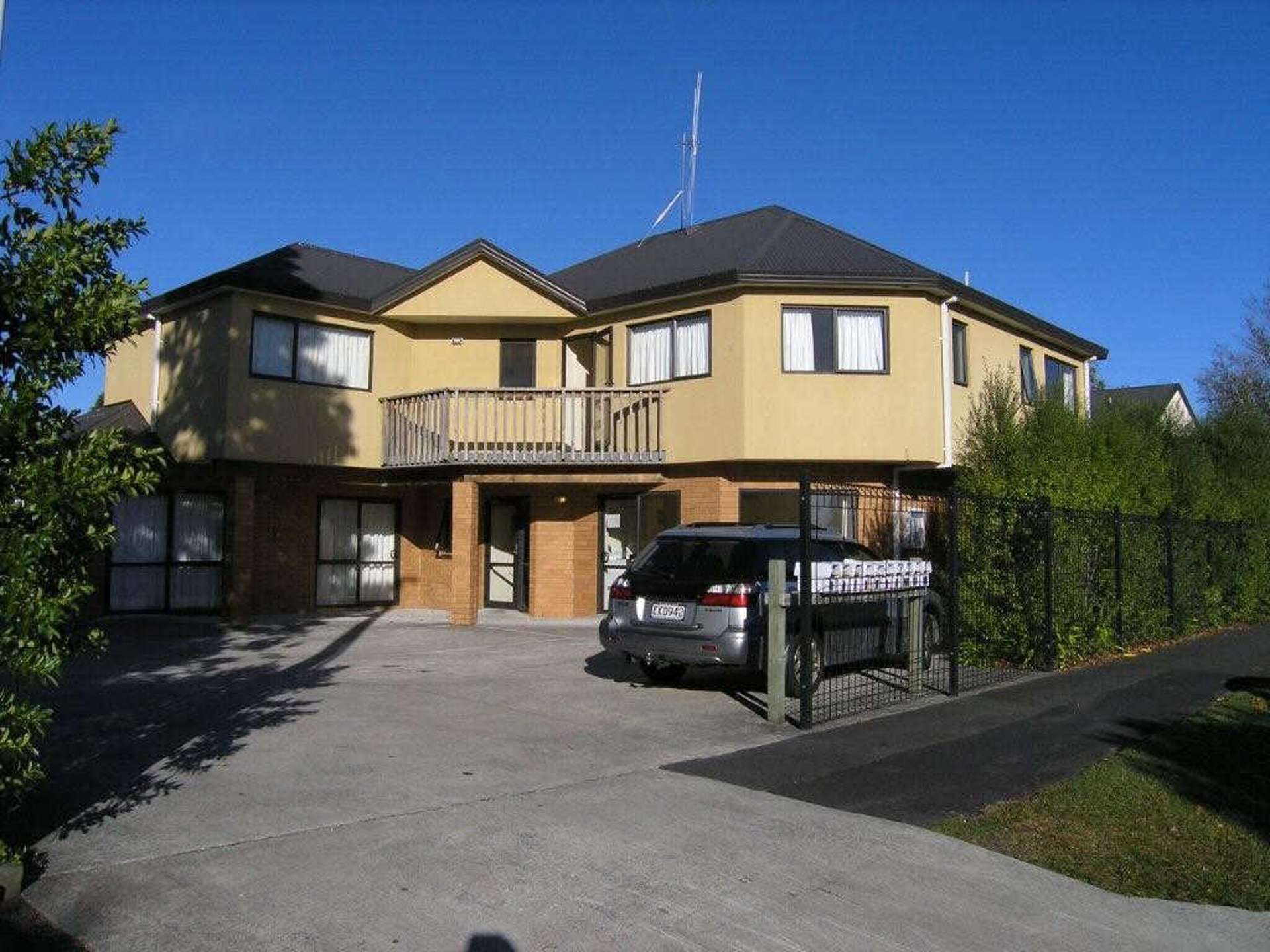 10/4 Vine Street 1076_0