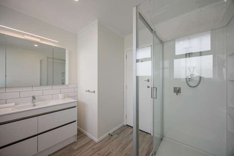 235 Warwick Road_3