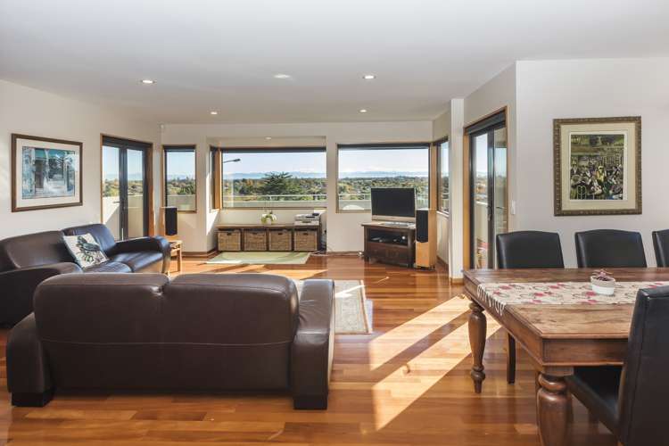 5 Sunhaven Place Huntsbury_5