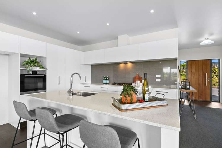 713 Plymouth Road Koru_8