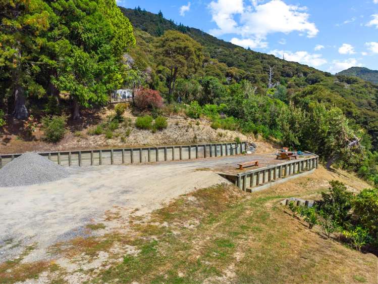 126 Moetapu Bay Road Anakiwa and Surrounds_23