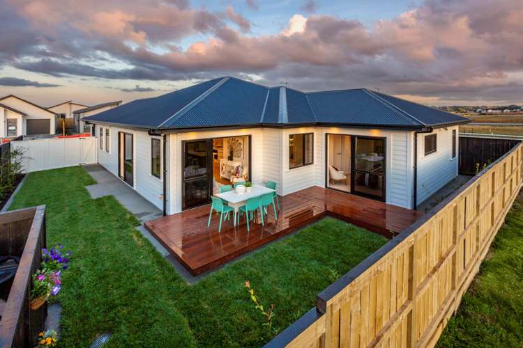 5 Tipu Crescent Wainui_2