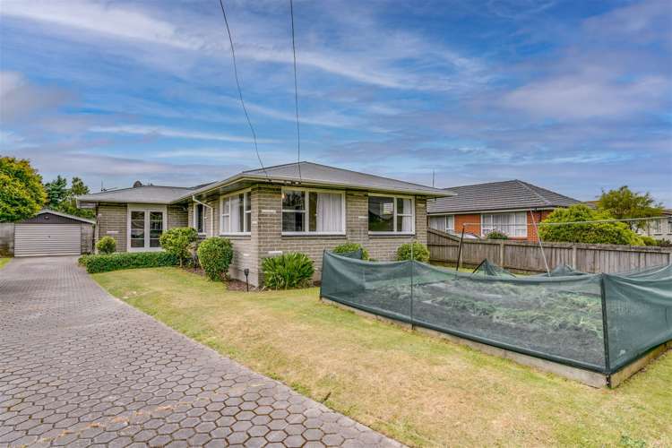 38 Chedworth Avenue Bishopdale_15