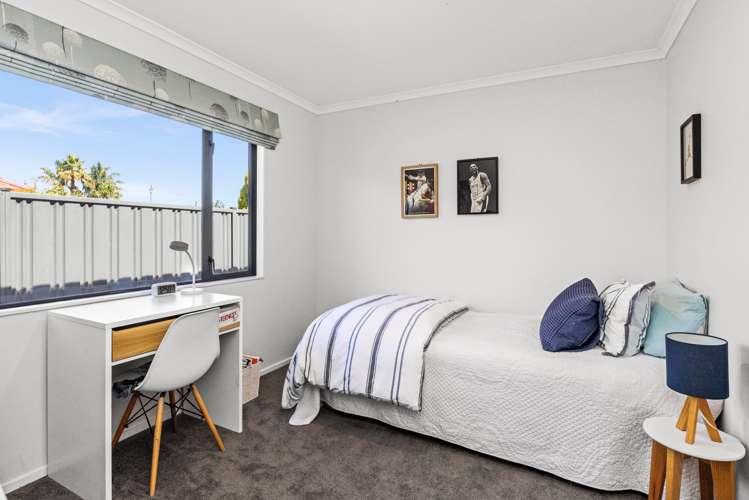 9 Forbury Way Taradale_16