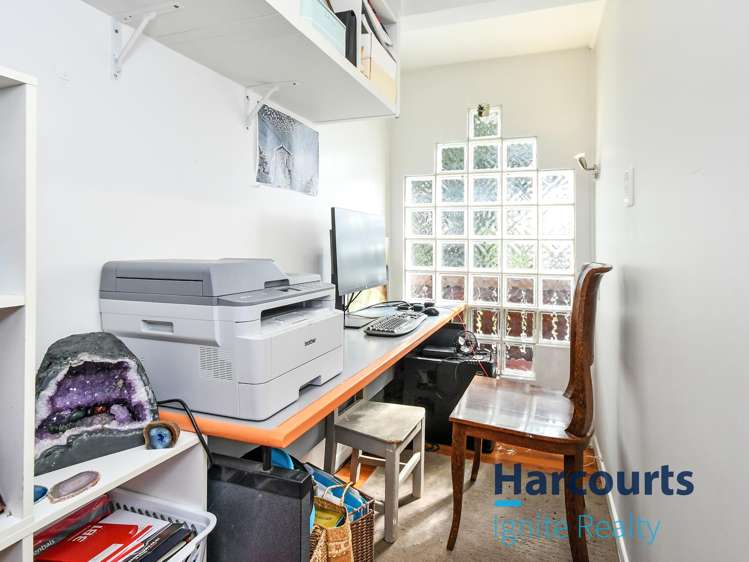 8 Youngs Road Papakura_20