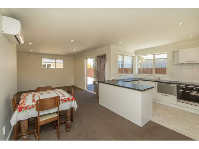 2/121 Marriotts Road North New Brighton_4