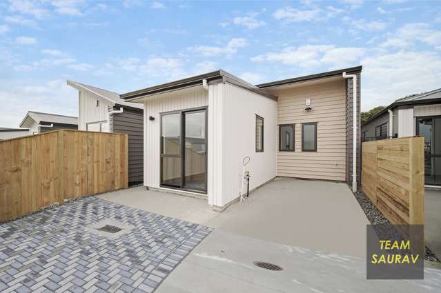 One of the best 3-bedrooms in Kauri Flat School Zone!