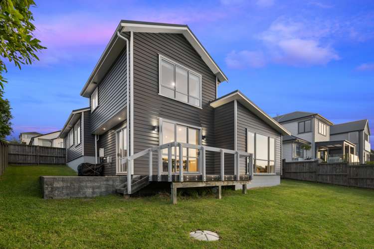 22 Colonial Drive Silverdale_19