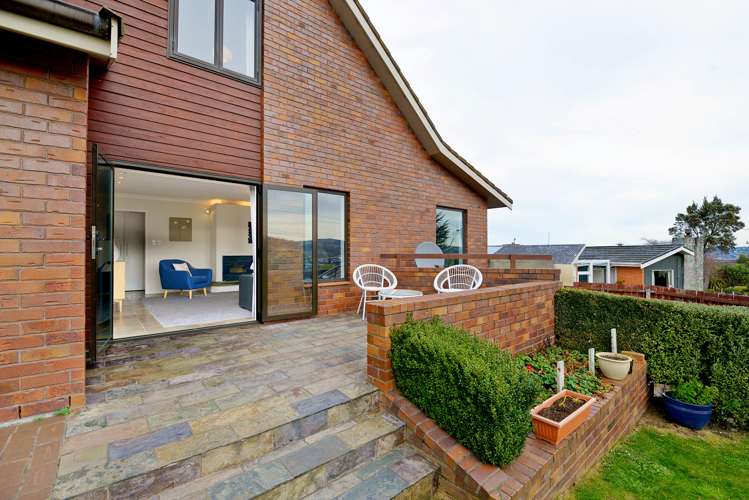 110 Larnach Road Vauxhall_4